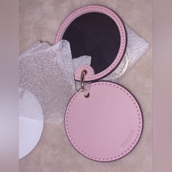 NWT Coach Signature Canvas Gold Khaki Pink Mirror Bag Charm Keychain Fob - Picture 14 of 15